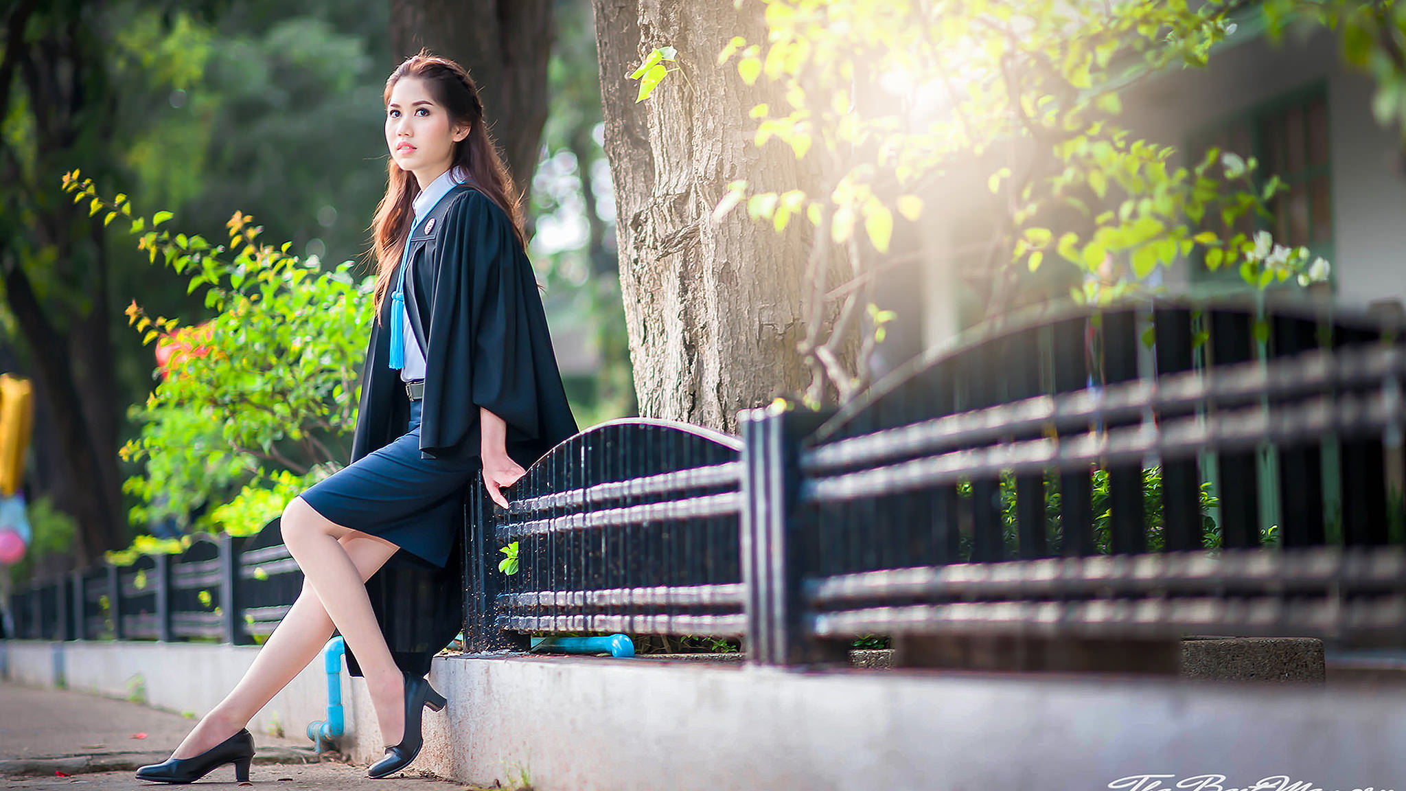 ช่างภาพรับปริญญา ถ่ายรูปรับปริญญา หาช่างภาพ ช่างกล้อง ถ่ายรูปรับปริญญานอกรอบ โดยทีมงานมืออาชีพ