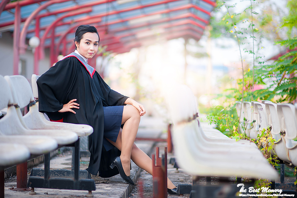 ถ่ายรูปรับปริญญา ช่างภาพรับปริญญา หาช่างภาพ ช่างกล้อง ถ่ายรูปรับปริญญานอกรอบ
