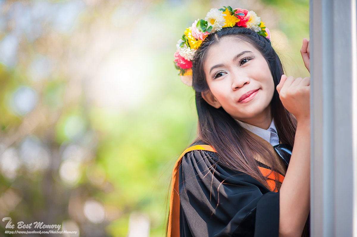 ช่างภาพรับปริญญา ถ่ายรูปรับปริญญา หาช่างภาพ ช่างกล้อง ถ่ายรูปรับปริญญานอกรอบ โดยทีมงานมืออาชีพ
