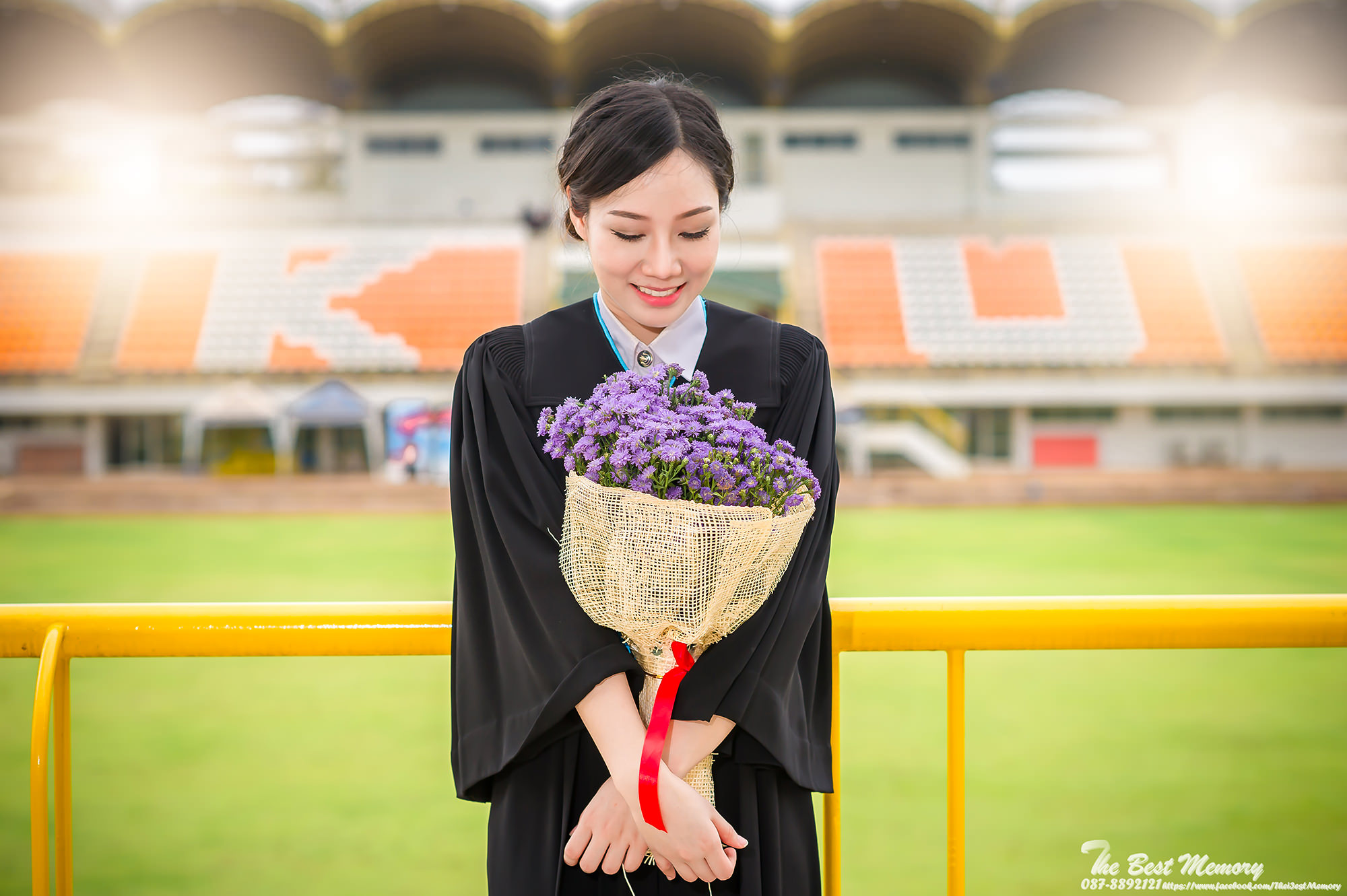 ช่างภาพรับปริญญา ถ่ายรูปรับปริญญา หาช่างภาพ ช่างกล้อง ถ่ายรูปรับปริญญานอกรอบ โดยทีมงานมืออาชีพ