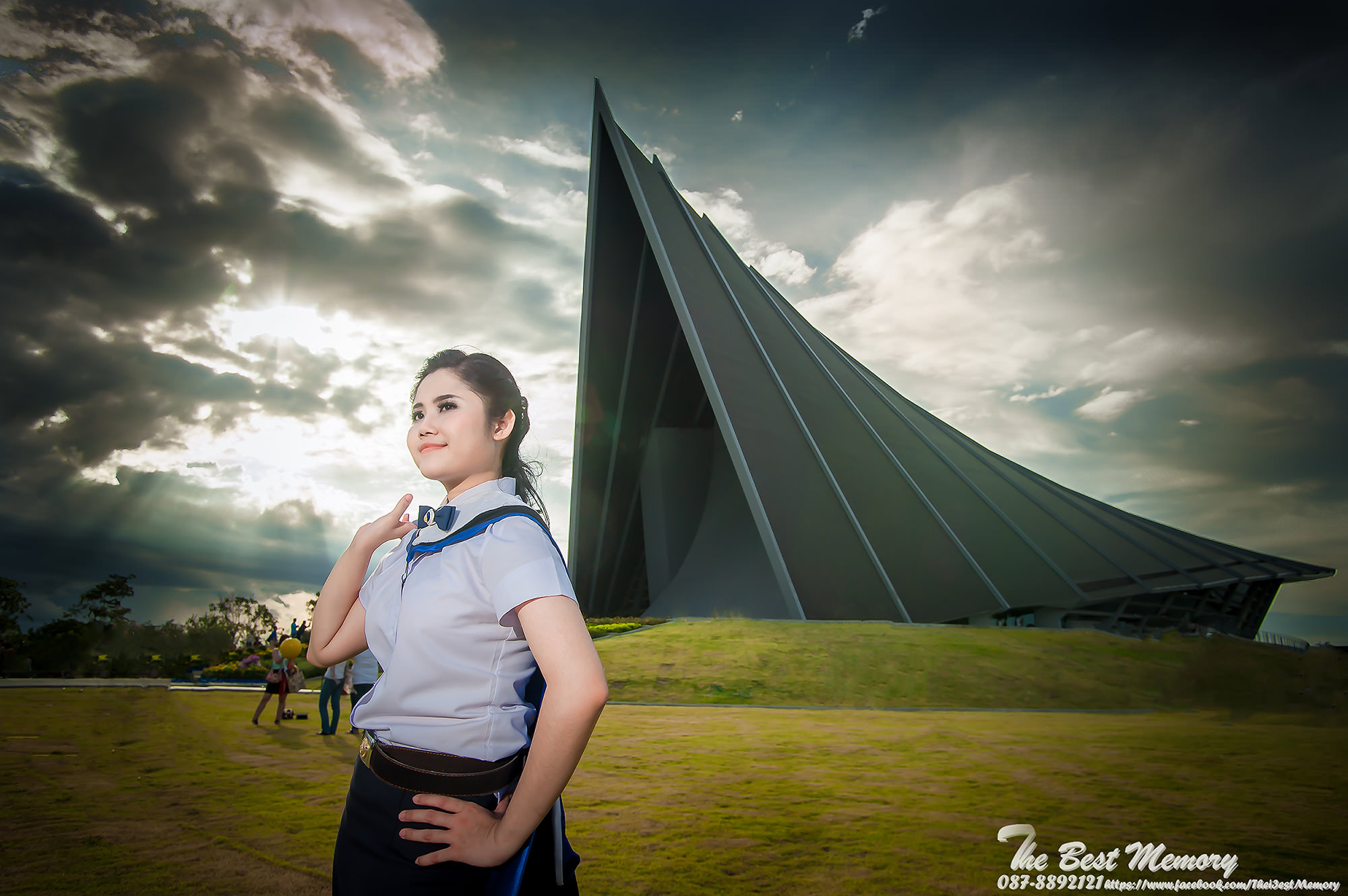 ช่างภาพรับปริญญา ถ่ายรูปรับปริญญา หาช่างภาพ ช่างกล้อง ถ่ายรูปรับปริญญานอกรอบ โดยทีมงานมืออาชีพ