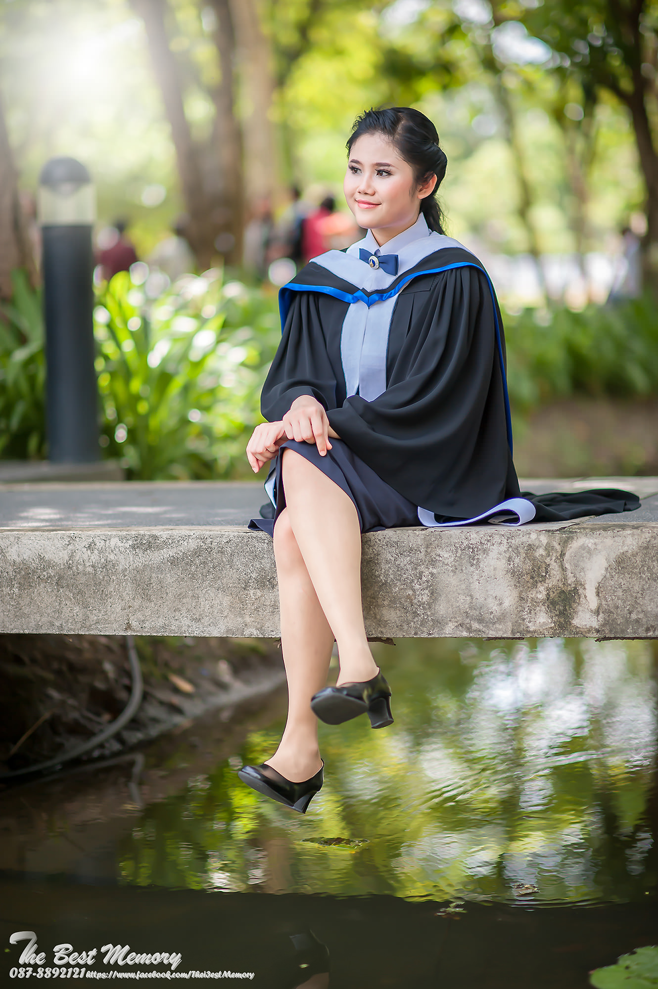 ช่างภาพรับปริญญา ถ่ายรูปรับปริญญา หาช่างภาพ ช่างกล้อง ถ่ายรูปรับปริญญานอกรอบ โดยทีมงานมืออาชีพ