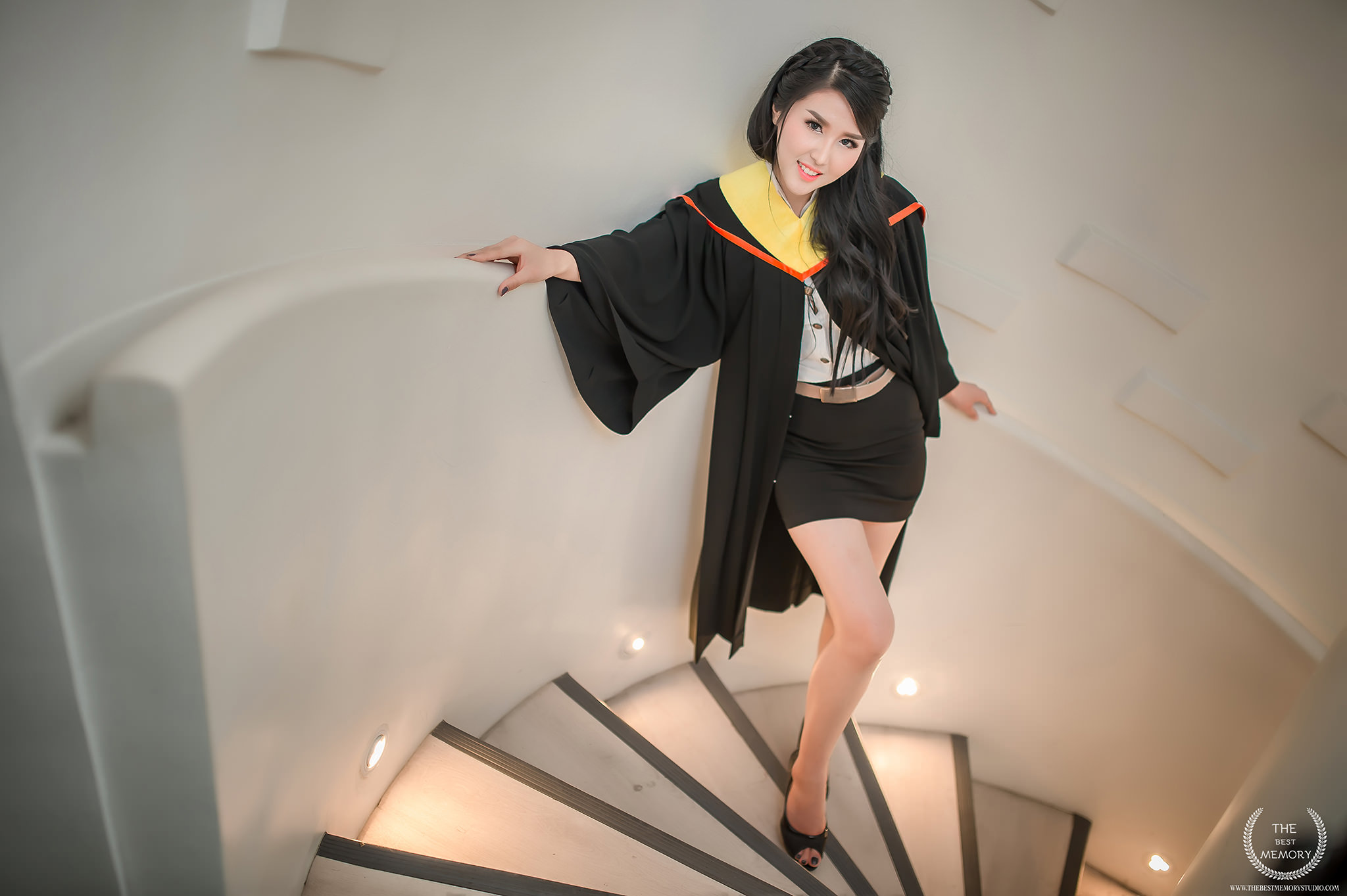 ช่างภาพรับปริญญา ถ่ายรูปรับปริญญา หาช่างภาพ ช่างกล้อง ถ่ายรูปรับปริญญานอกรอบ โดยทีมงานมืออาชีพ