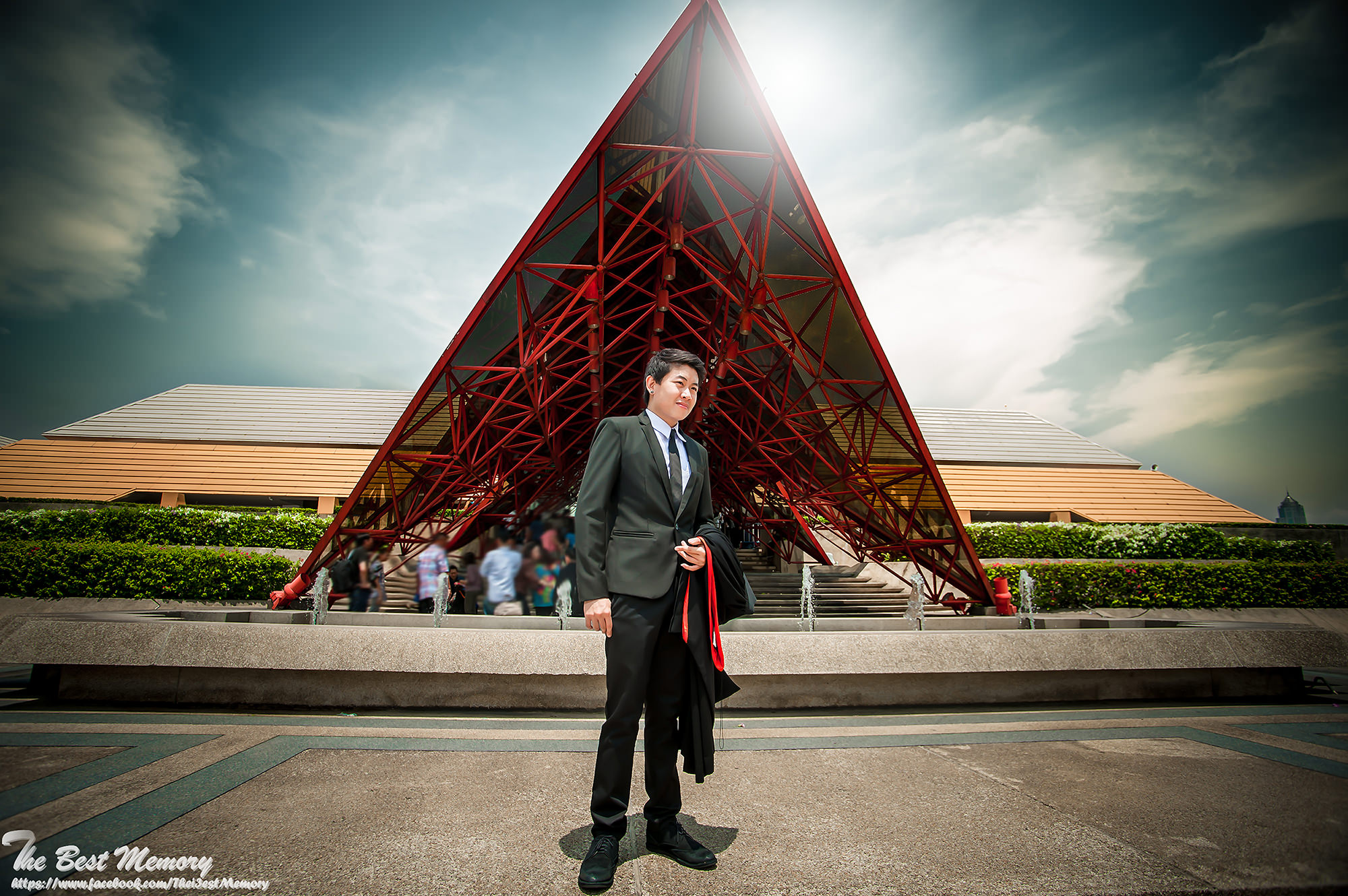 ช่างภาพรับปริญญา ถ่ายรูปรับปริญญา หาช่างภาพ ช่างกล้อง ถ่ายรูปรับปริญญานอกรอบ โดยทีมงานมืออาชีพ