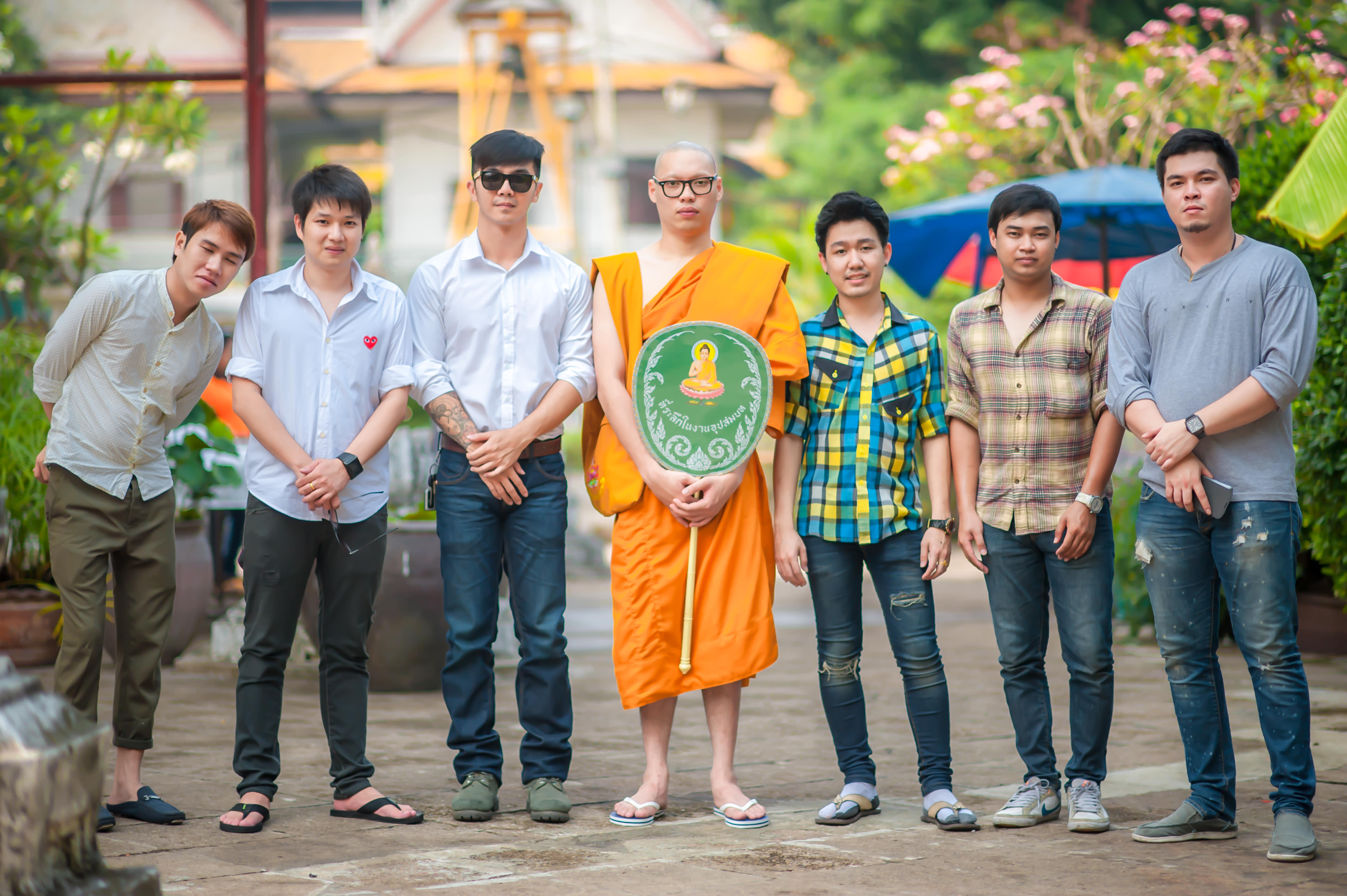 ช่างภาพงานบวช ถ่ายรูปงานบวช หาช่างภาพงานบวช รับถ่ายภาพงานบวช ตากล้องงานบวช รับถ่ายภาพงานบวช งานบวช