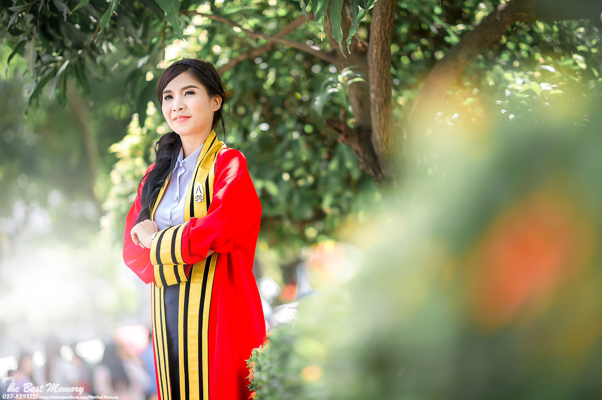 ช่างภาพรับปริญญา ถ่ายรูปรับปริญญา หาช่างภาพ ถ่ายรูปรับปริญญานอกรอบ